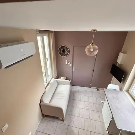 Charmant F1 Duplex Апартаменты *